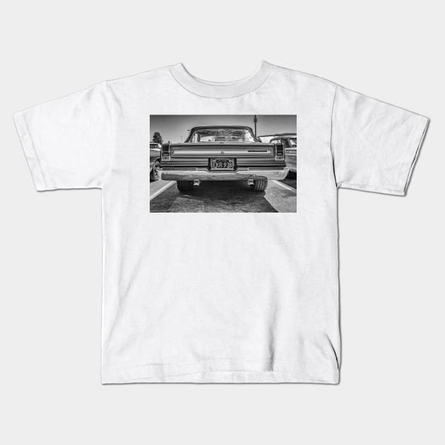 1965 Dodge Coronet 440 Convertible Kids T-Shirt by Gestalt Imagery